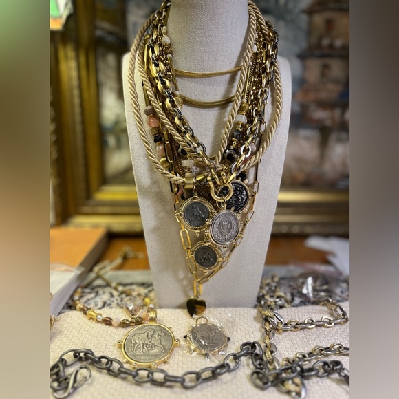 BN! JEWELRY UNIQUE DESIGN COMING SOON ! - Picture 3 of 4